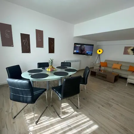 Apartament Varea *
