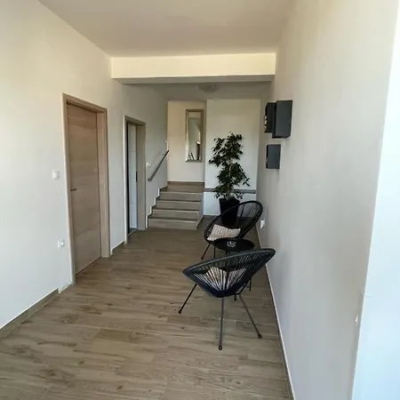 Varea Appartamento Ližnjan